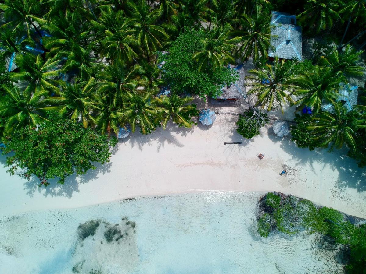 Blue Bay Divers Likupang Bangka Buitenkant foto